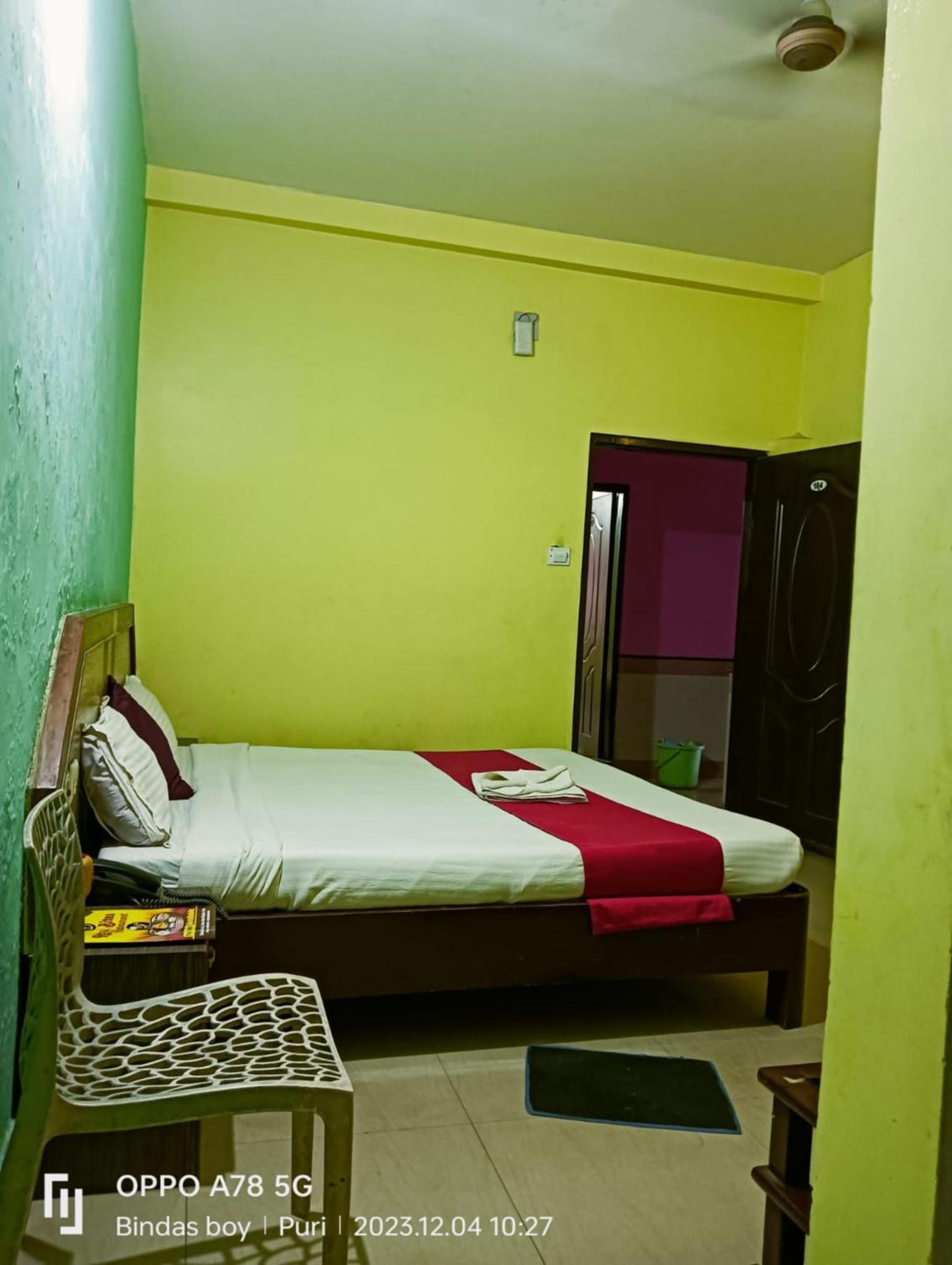 Hotel D2 Holiday Inn -Near Niladri Sea Beach - Puri - Official Verified Extérieur photo