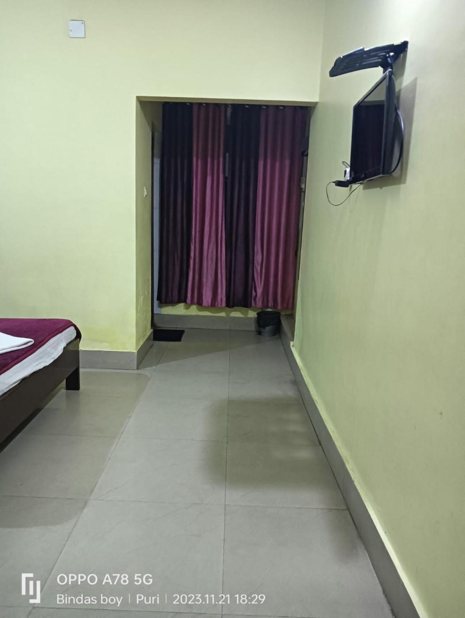 Hotel D2 Holiday Inn -Near Niladri Sea Beach - Puri - Official Verified Extérieur photo