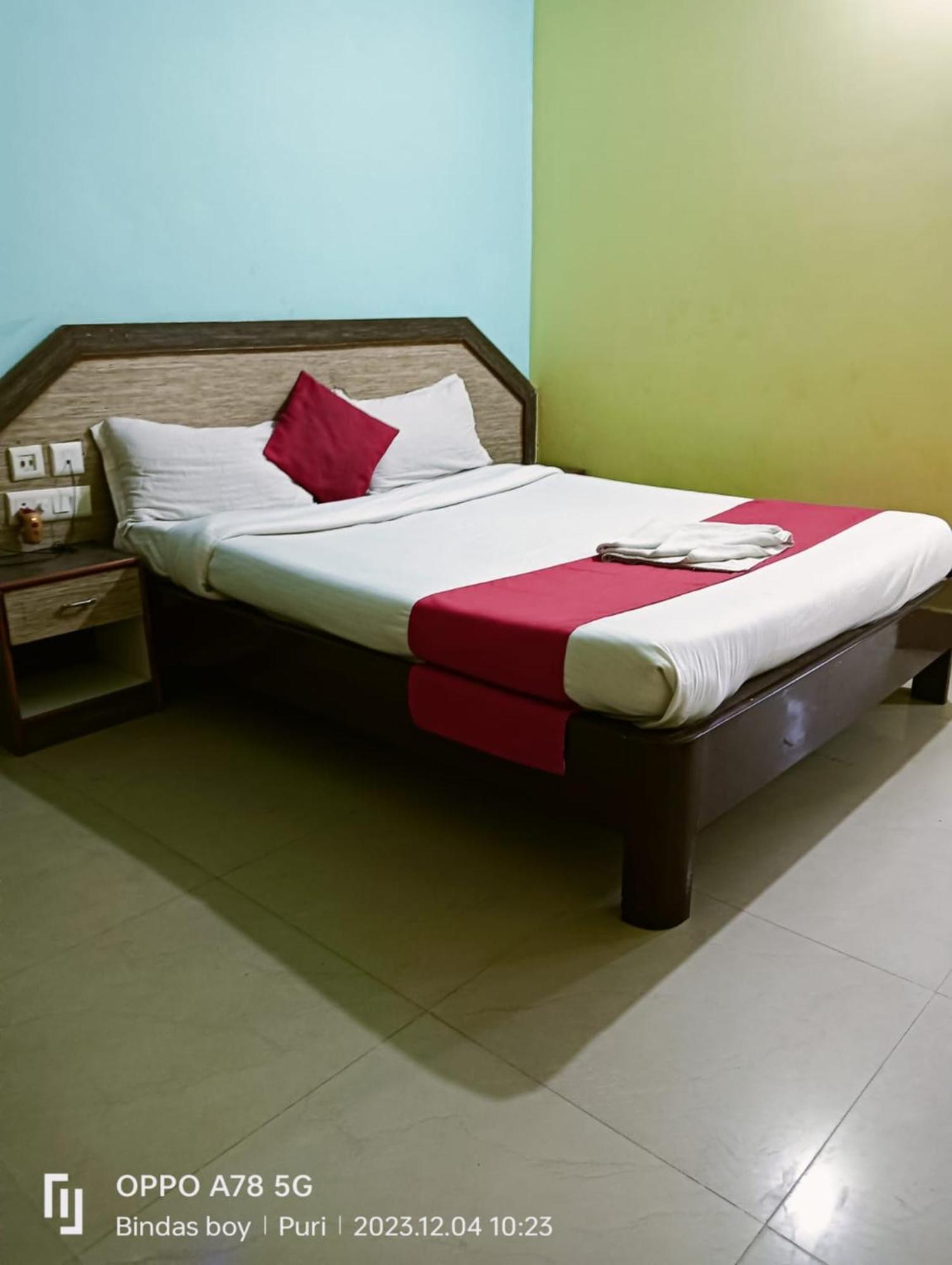 Hotel D2 Holiday Inn -Near Niladri Sea Beach - Puri - Official Verified Extérieur photo
